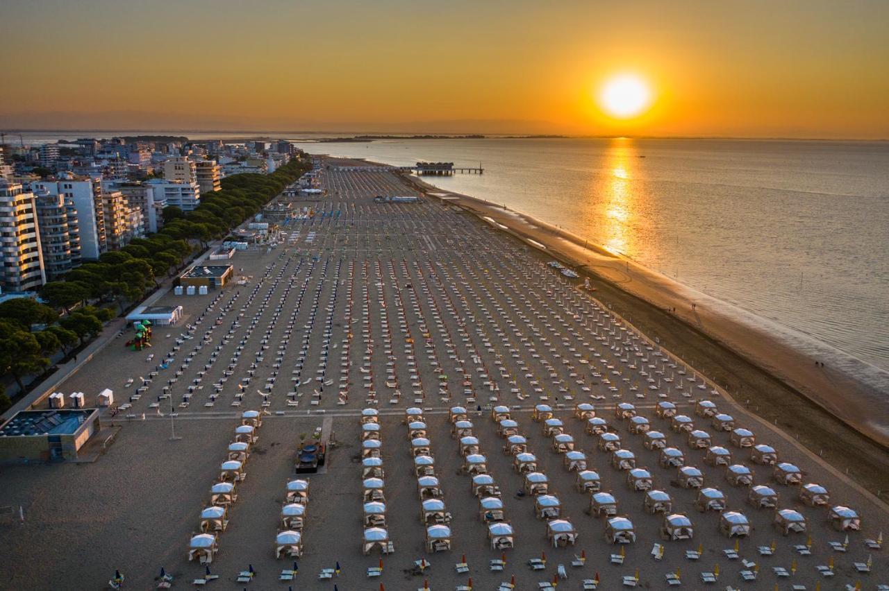 Villaggio Laura Lignano Sabbiadoro Luaran gambar